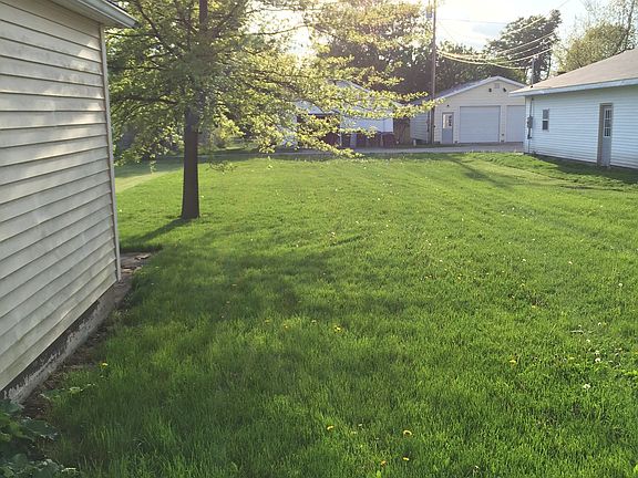 2nd image of 117 N Lawrence St