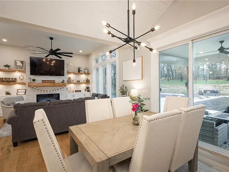 517 Southshore Dr — Photo 10