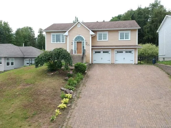 199 Hearne St, Fredericton, NB E3B 6M4