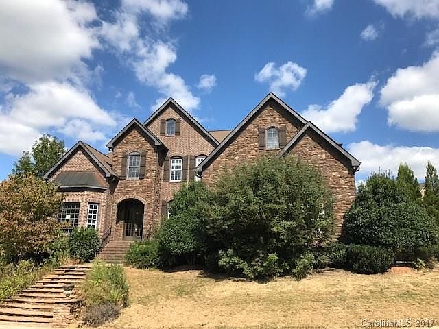 1st image of 2823 Bevis Ln