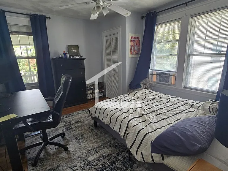 230 Lake St #2 — Photo 5
