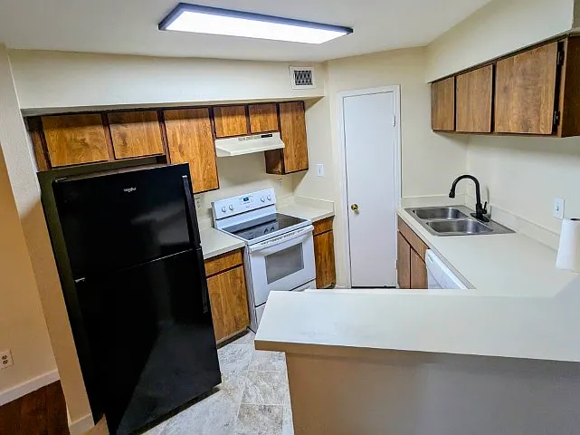 1 bed, 778 sqft, $950 — Photo 3