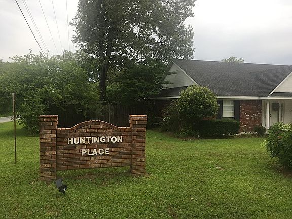 4th image of 5884 Huntington Dr
