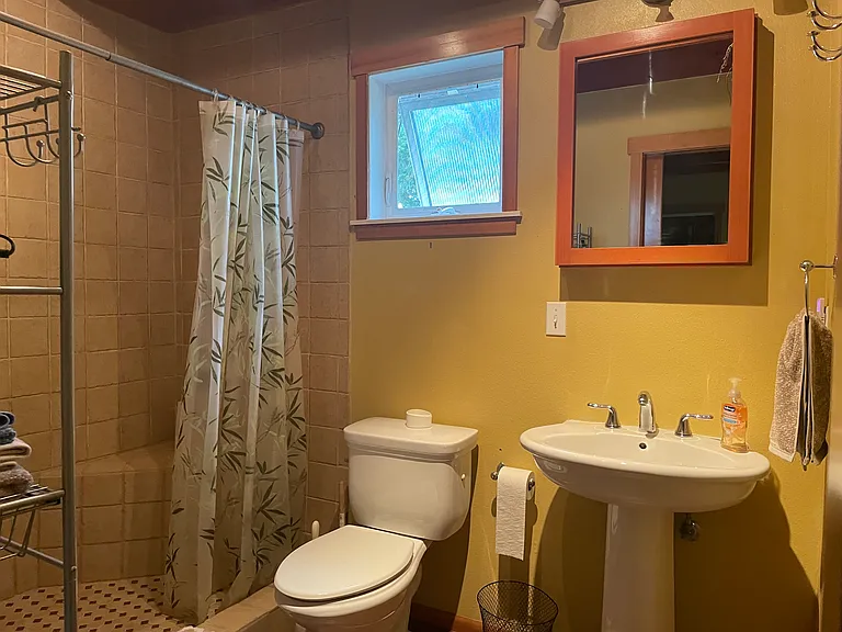 95 W 27th Ave #A — Photo 4
