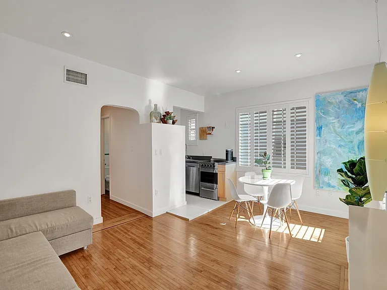 815 Euclid Ave #10 — Photo 16