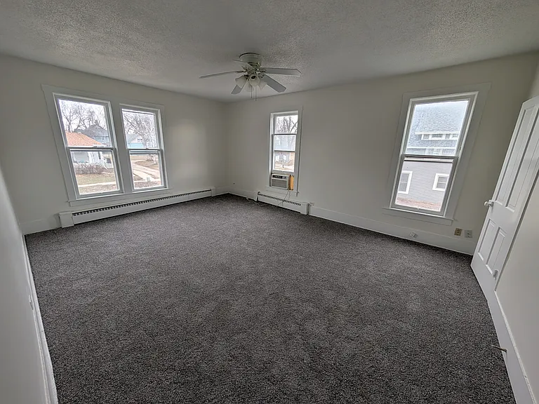 407 W Salem Ave #1 — Photo 7