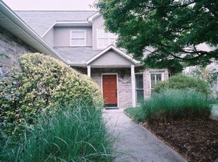 8605 Cypress Lake Dr W, Knoxville, TN 37923