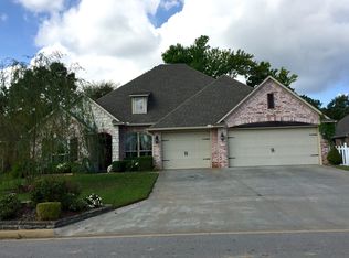 12500 Dunston Dr, Fort Smith, AR 72916