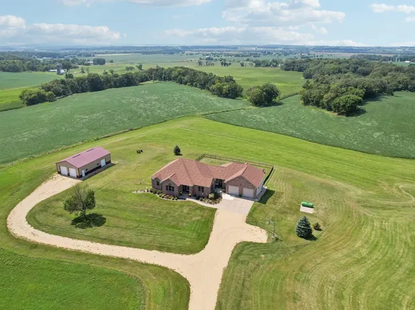 N7535 County Rd E, Albany, WI 53502