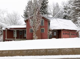 8835 State Rd, Colden, NY 14033