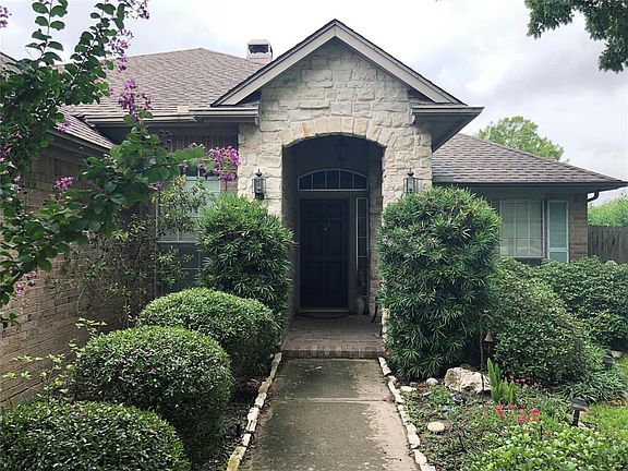 2nd image of 9443 Barretts Glen Ct