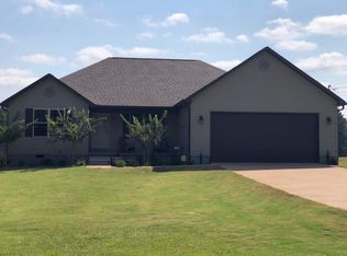 847 Hearn St, Henderson, TN 38340