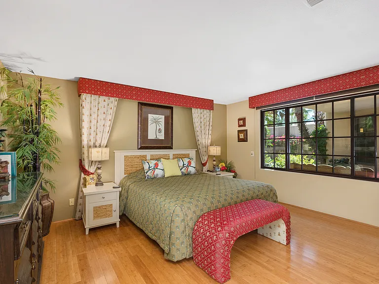 76900 Avenida Fernando — Photo 17
