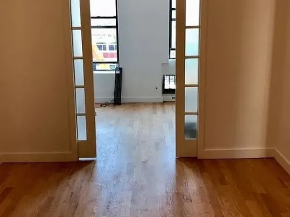 577 2nd Avenue image 3 of 12