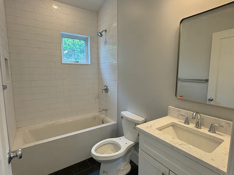 51 Fairbanks St #7 — Photo 10