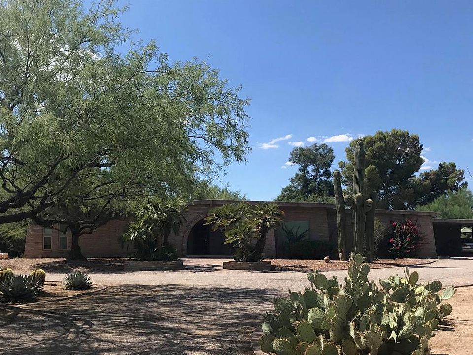 1st image of 750 W Golf View Dr