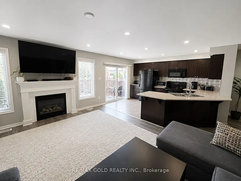 1061 Nadalin Hts — Photo 6