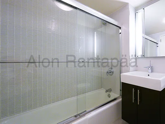 Rented by (Legacy) NY Quality Living Uptown | media 14