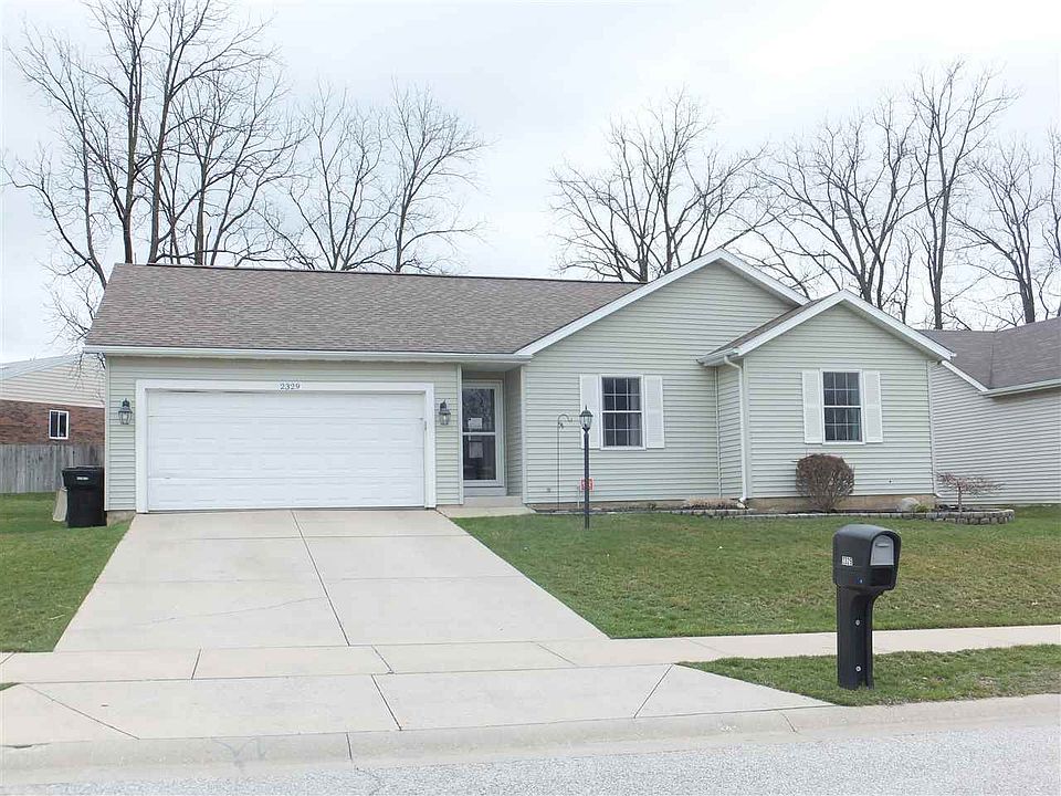 1st image of 2329 Oakbrook Dr
