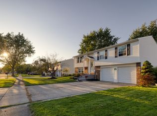 90 Southridge Dr, Buffalo, NY 14224