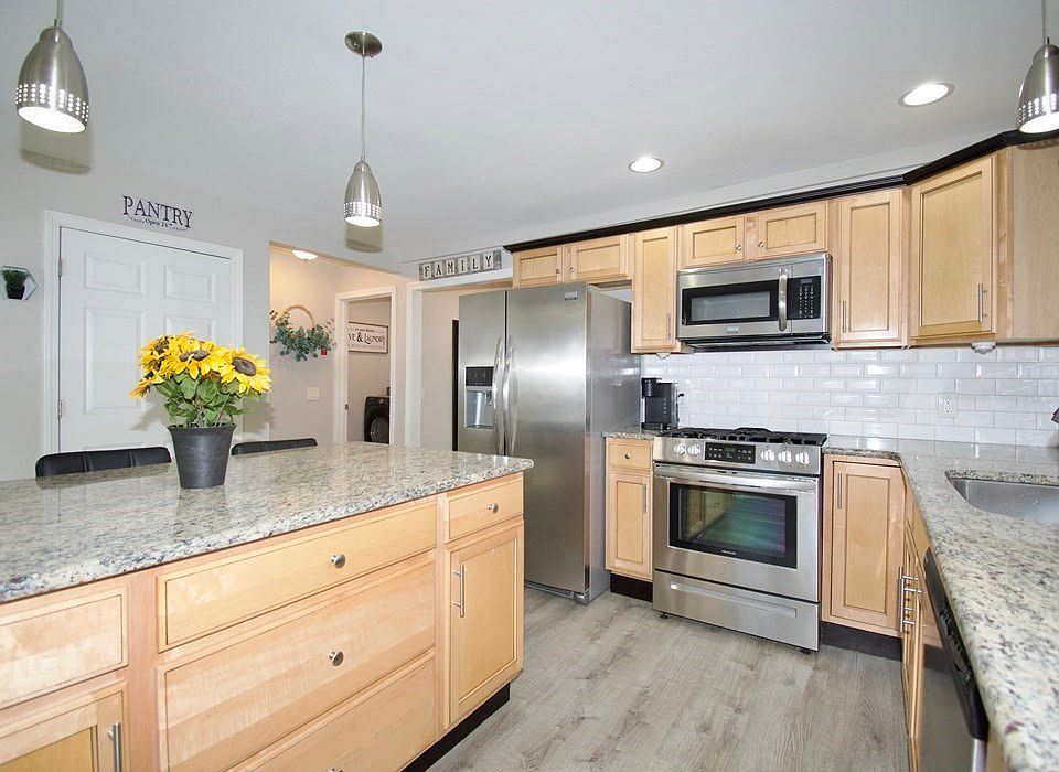 52 Joy St, Ludlow, MA 01056 Zillow