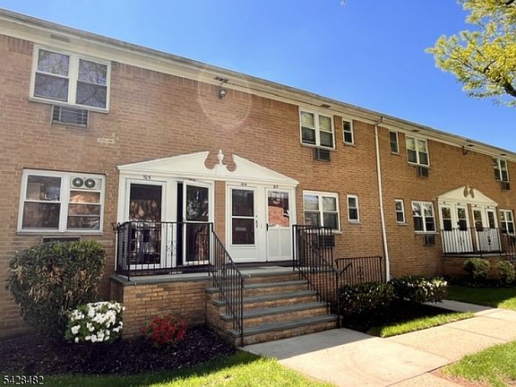 2nd image of 725 Joralemon St #103