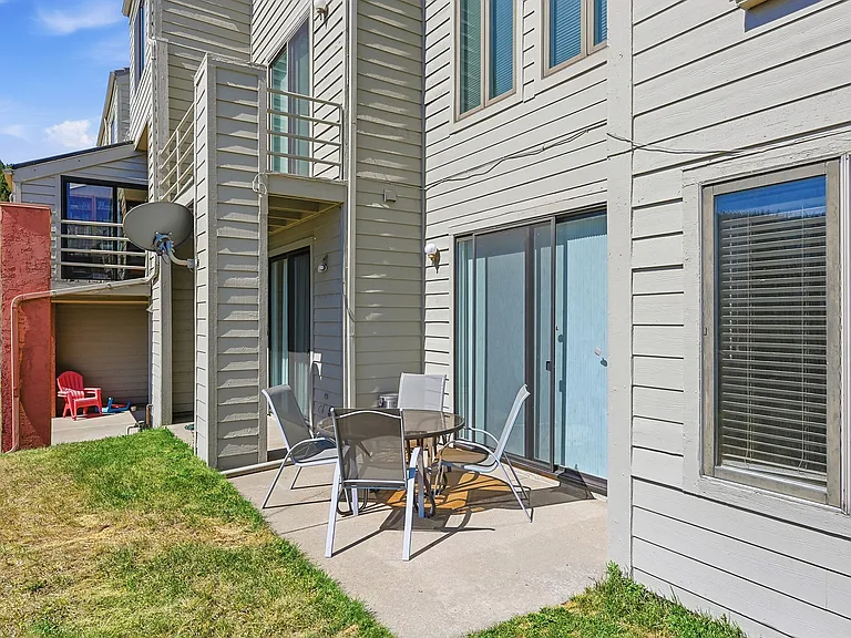680 Ridgeside Dr #1 — Photo 21
