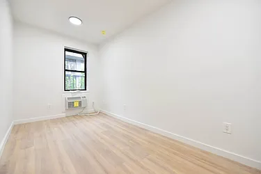 Rented by Nolita Group