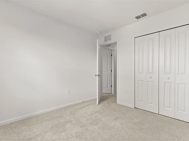 3362 Alexander Dr — Photo 23