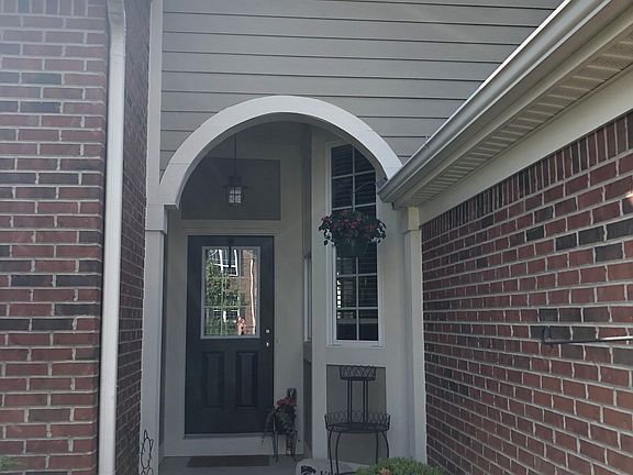 3rd image of 327 Turtle Creek Dr