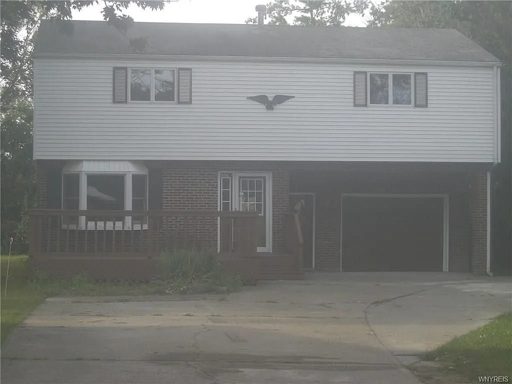4527 Creekside Pkwy photo 1