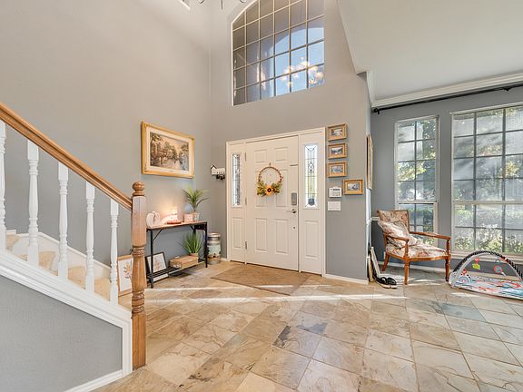 3rd image of 5775 Gleneagles Cir