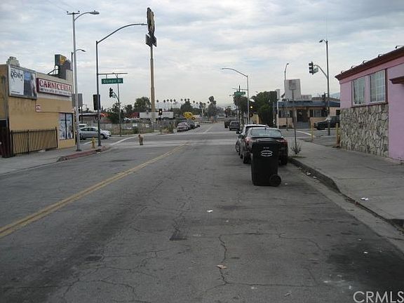 4th image of 1214 S Ditman Ave