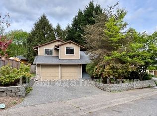 23423 11th Ave W, Bothell, WA 98021