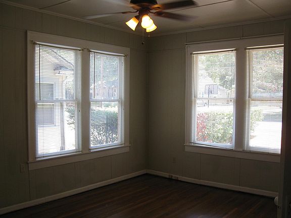 4th image of 1612 Maplewood Ave