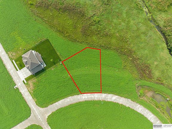 4th image of 6407 Park Crest Dr