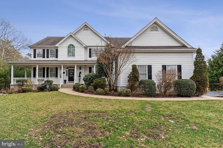 1st image of 14 Royal Oak Ct