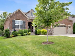 1063 River Oaks Blvd, Lebanon, TN 37087