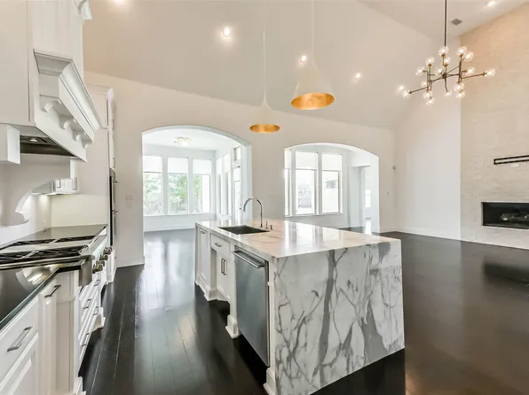 21103 Falling Dawn Dr, Richmond, TX 77406