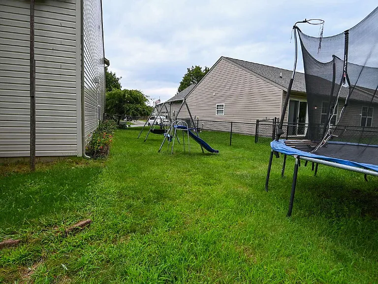 1043 Rentham Ln — Photo 68
