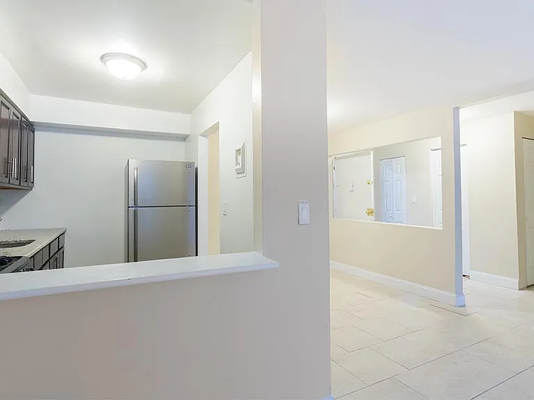 275 South Harrison Street — Photo 3