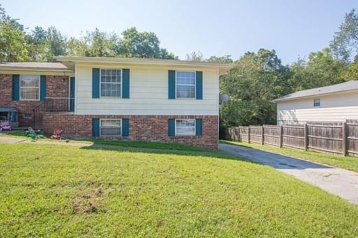 1st image of 5762 Taggart Dr