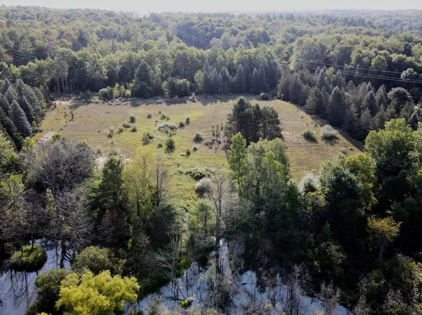 19236 230th Ave, Big Rapids, MI 49307