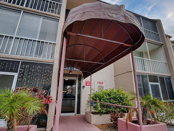 3rd image of 519 Albee Farm Rd APT 214
