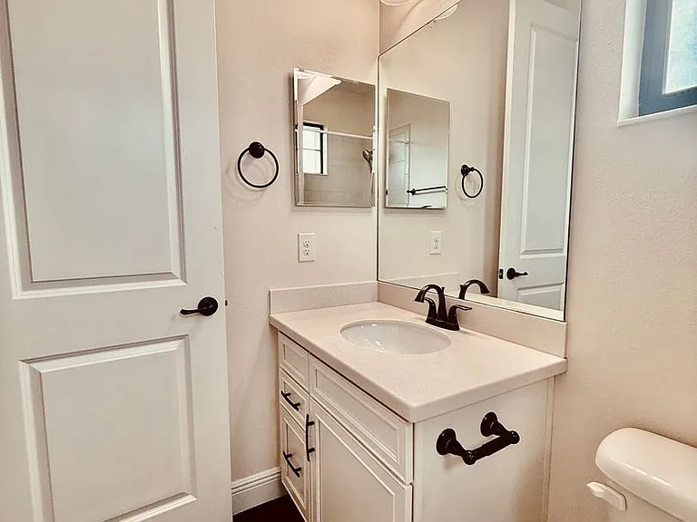 7594 Poulicny Ln — Photo 41