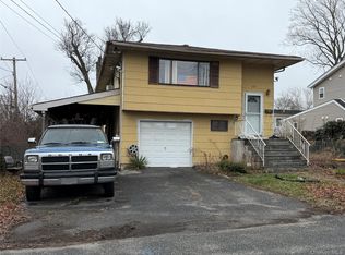 103 W 2nd Street, Ronkonkoma, NY 11779