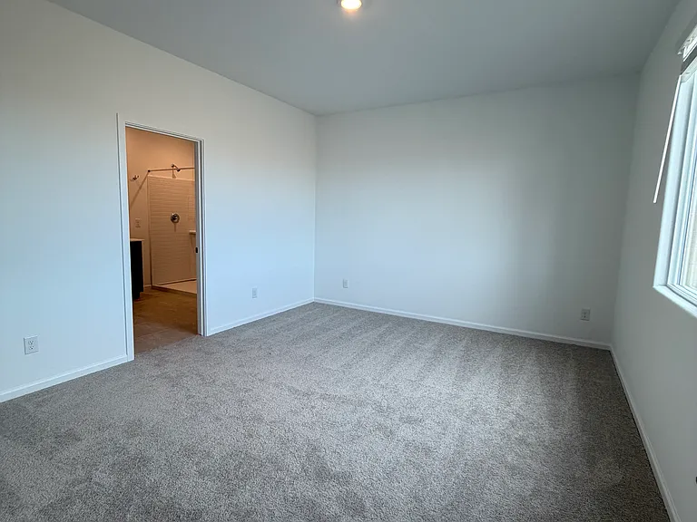 3636 N 98th Ln — Photo 10