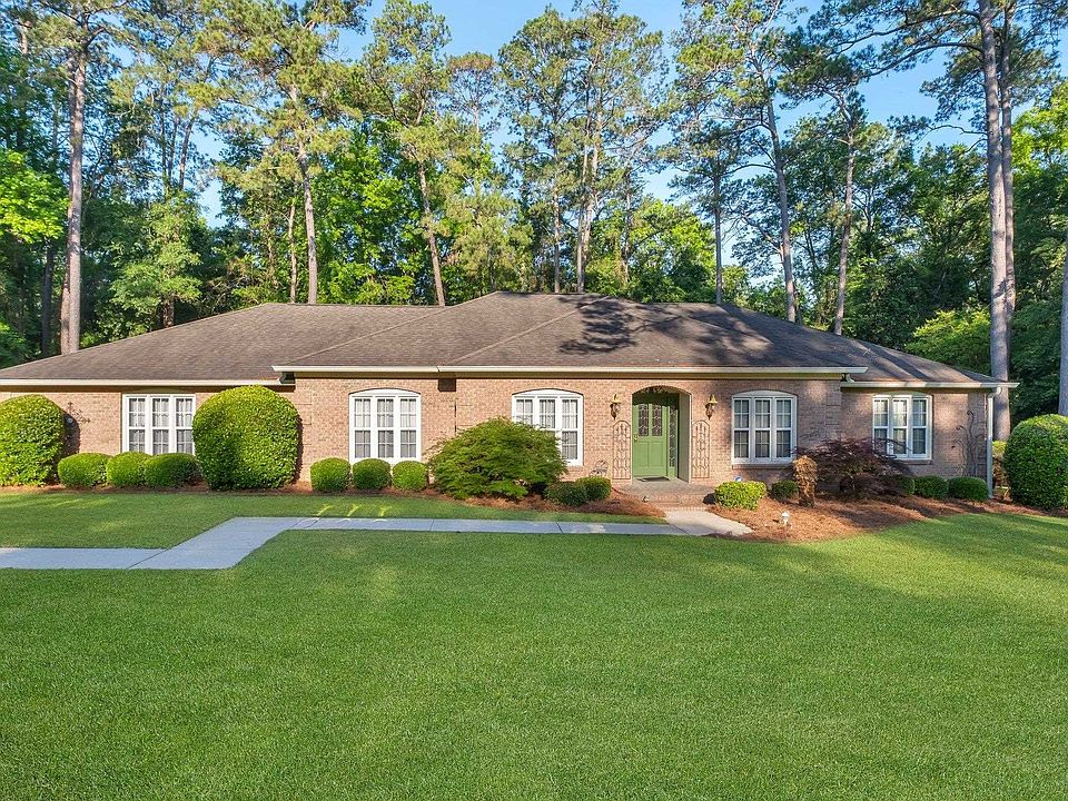 1st image of 3636 Westmoreland Dr