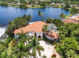 17654 Bocaire Way, Boca Raton, FL 33487