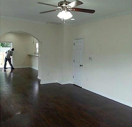 4th image of 6101 Dunkirk St
